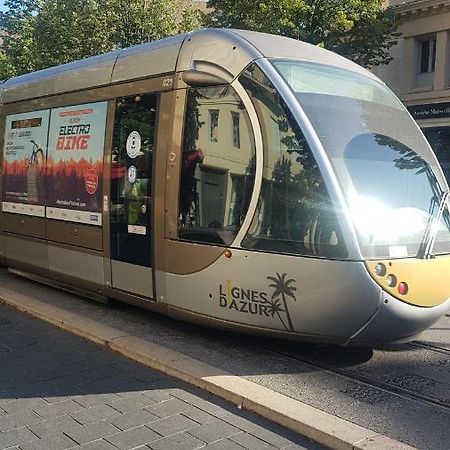 New Cheap Private Room, Kitchen , Overwieuw Sea,Tram On Spot, 12 Minutes From Nice Train Station With Tram , Beach In 17 Min Tram , Chambre Privee Pas Cher, Cuisine Equipee , Tram Sur Place, Apercu Mer, 12 Min De La Gare De Nice Avec Le Tram, 17 Min 외부 사진