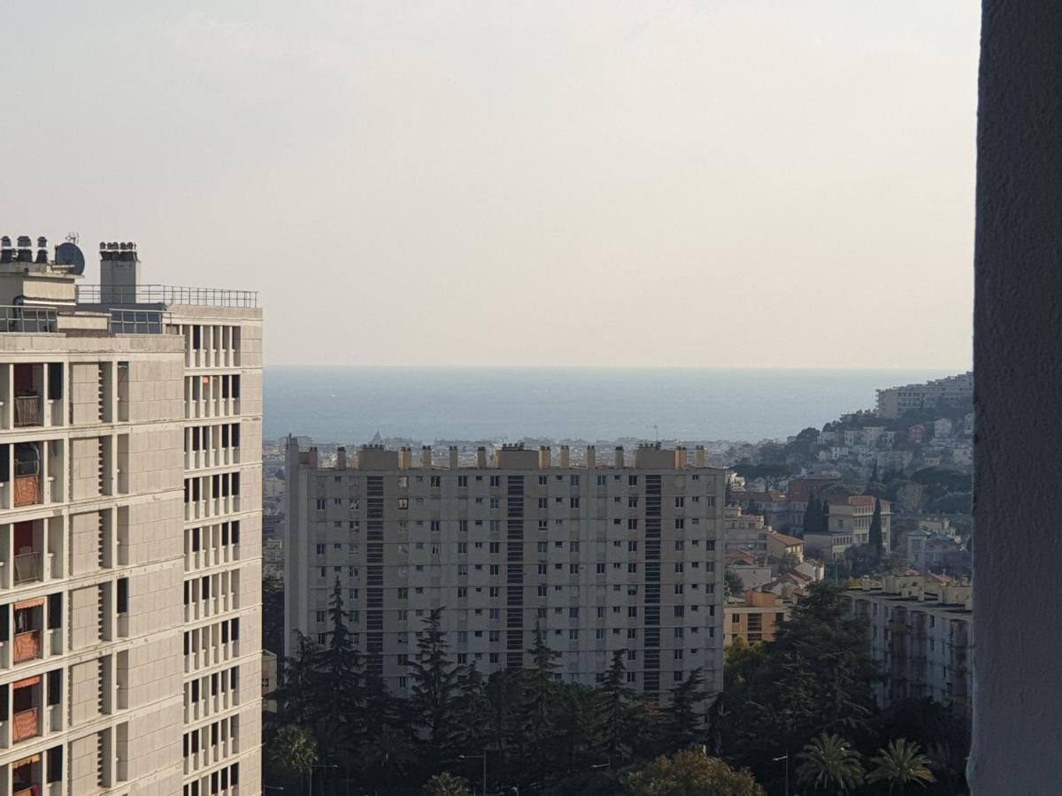 New Cheap Private Room, Kitchen , Overwieuw Sea,Tram On Spot, 12 Minutes From Nice Train Station With Tram , Beach In 17 Min Tram , Chambre Privee Pas Cher, Cuisine Equipee , Tram Sur Place, Apercu Mer, 12 Min De La Gare De Nice Avec Le Tram, 17 Min 외부 사진